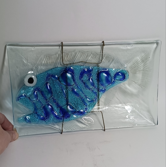 Set of 3 Fused Art Glass Fish 🐟 on Clear Plates Wall Decor - Picture 4 of 15